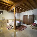 The Family Nest - Traditional Serenity Villa Nicosia