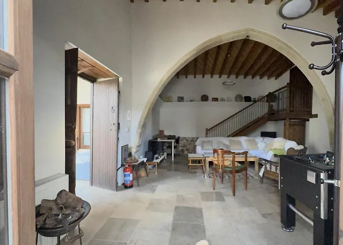 The Family Nest - Traditional Serenity 别墅 尼科西亚