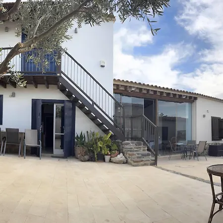 The Family Nest - Traditional Serenity Villa