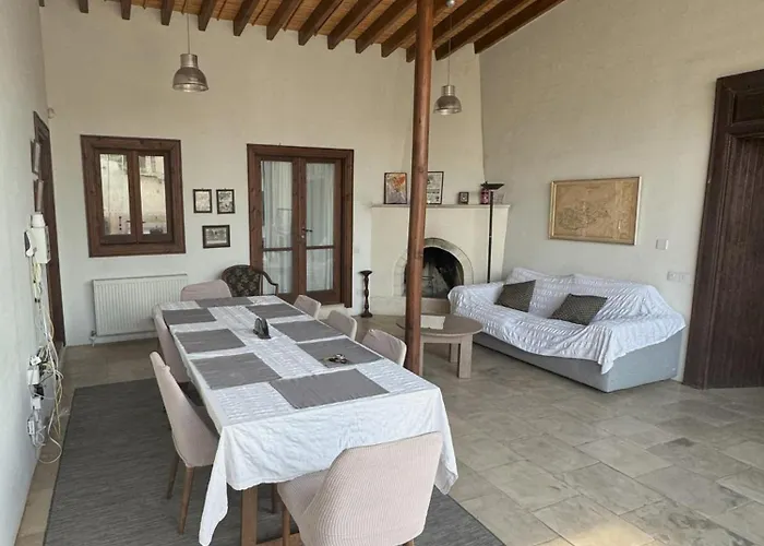 빌라 The Family Nest - Traditional Serenity